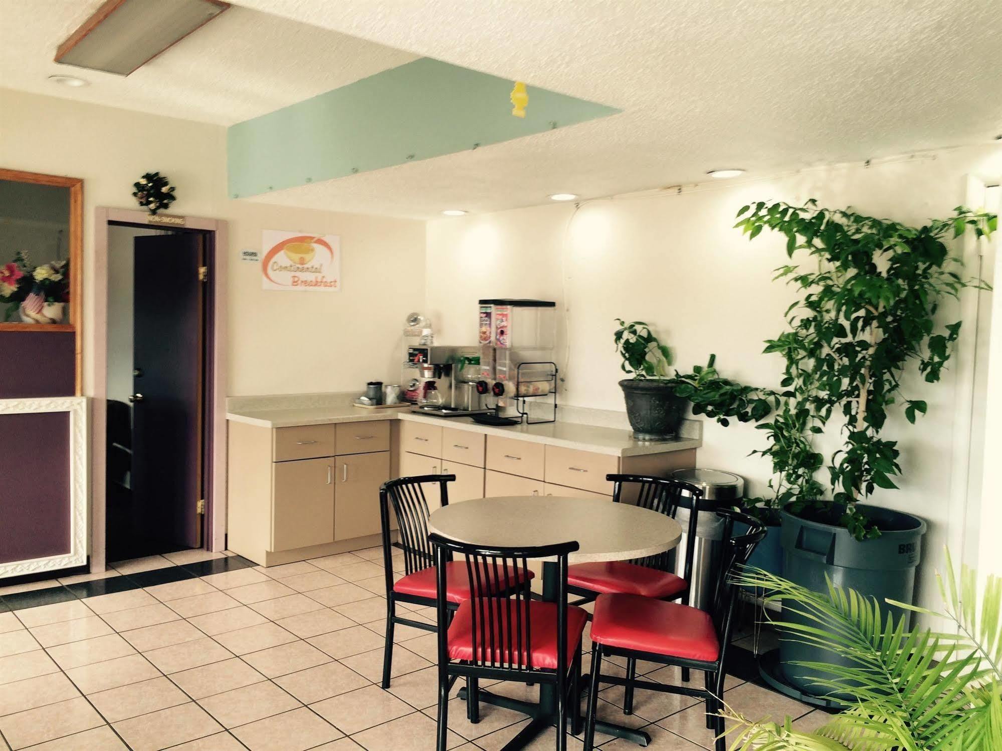 Travelers Inn מידווסט סיטי מראה חיצוני תמונה